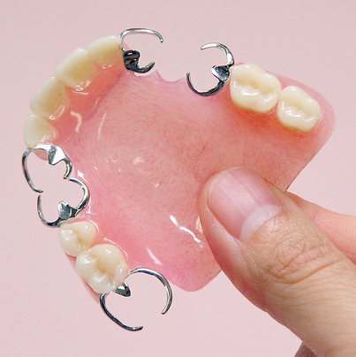 呉市中通の保険の入れ歯治療