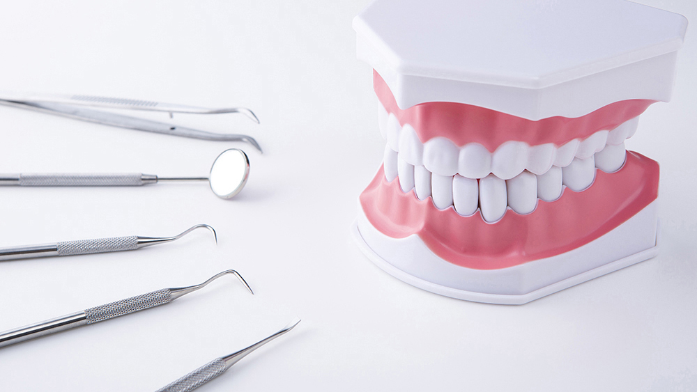 呉市中通のCAD/CAM（保険の白い詰め物・被せ物）