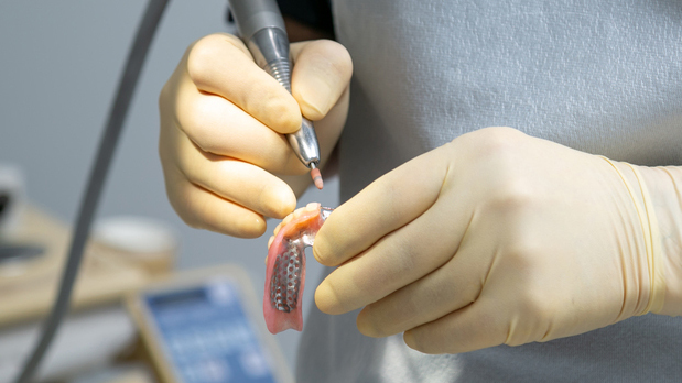 呉市中通の保険の入れ歯治療